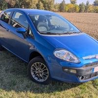 Fiat Punto EVO NatPower neopatentati Ristrutturata