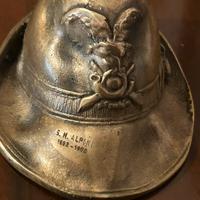 Vecchio cappello alpino per collezionisti