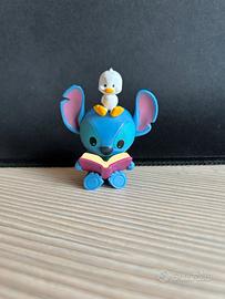 Stitch con paperella e libro Lilo e stitch