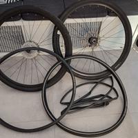 Ruote 700C + Dischi + Cassetta 9v + Copertoni