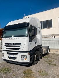 Iveco stralis at 450