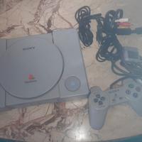 playstation 1 con controller,cavo alimentazione..