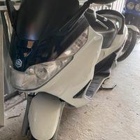 Piaggio x8
