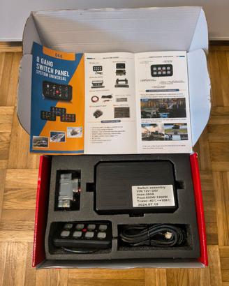 Pannello di Comando Universale a 8 Interruttori