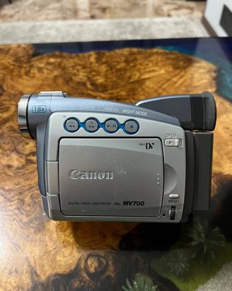 Videocamera Vintage Canon MV700 MiniDV