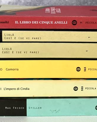Piccola biblioteca Mondadori