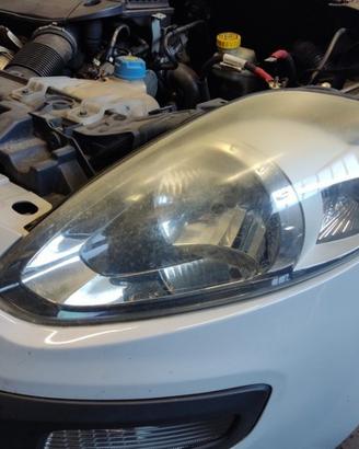Proiettore sx FIAT GRANDE PUNTO EVO 2011
