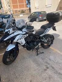 Benelli trk 502x anno 2023