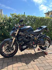 Ducati Streetfighter 848 (2014) da vetrina
