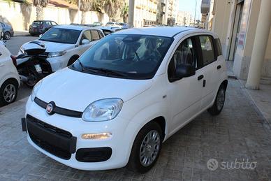 FIAT Panda 1.0 PANDINA Hybrid Icon-KM0