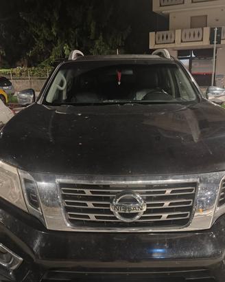 Nissan pick up