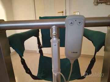 Sollevatore elettrico per anziani