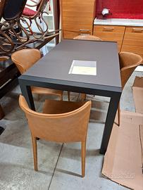 Tavolo SCAVOLINI con 4 poltroncine 