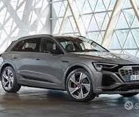 Audi q8 s line ricambi musata