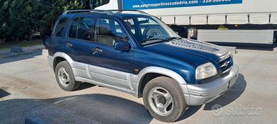 Suzuki Grand Vitara GPL gancio traino 
