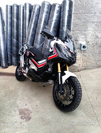 Honda XADV 750 immacolato