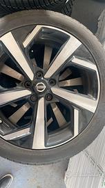 Cerchi 19" Nissan Qashqai + gomme estive Dunlop"
