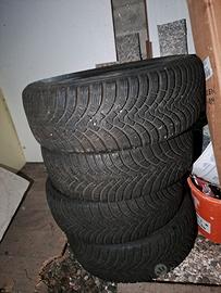 4 gomme pneumatici Falken invernali