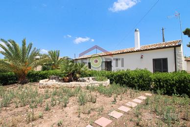 Casa Singola Ristrutturata con Ampio Terreno