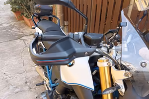 BMW r1200r