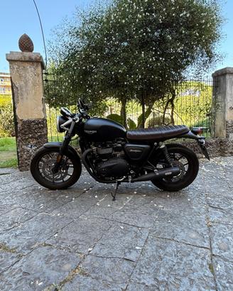Triumph Speed Twin 900 - Stealth Edition