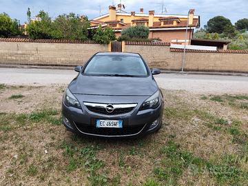 Opel Astra J 2.0 160 CV versione cosmo s 2010