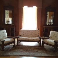 Set divano e due poltrone