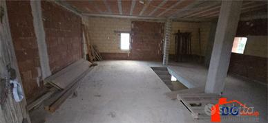 Struttura grezza da personalizzare in posizione