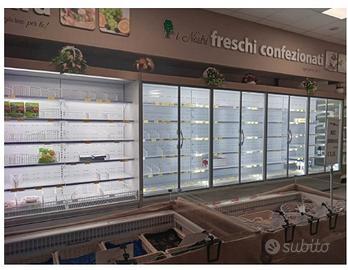 Attrezzature supermercato in blocco 2 anni uso