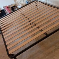 rete matrimoniale con piede centrale 