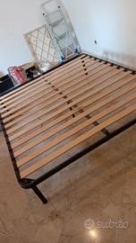 rete matrimoniale con piede centrale 