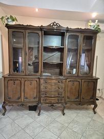 Credenza con vetrina in legno massello