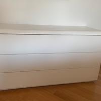 Comó e Comodini Silenia