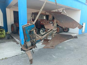 aratro monovomere idraulico
