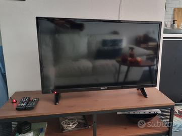 Tv  32" + decoder digitale terrestre 