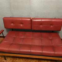 Divano letto e 2 poltrone