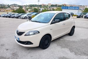 Lancia Ypsilon 1.0 BENZINA HYBRID 2022