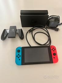 Nintendo Switch + acessori + custodia