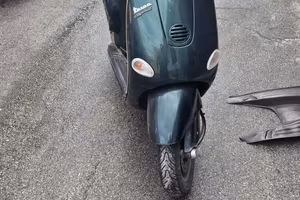 Vespa et4 24mila km