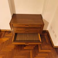 Cassettiera in legno