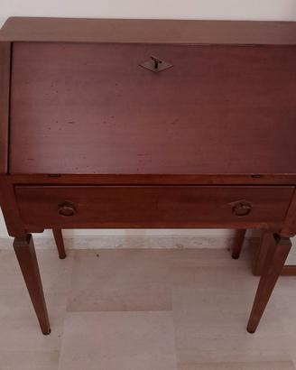 Comoncino in legno massello