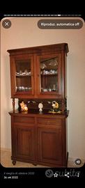 Credenza napoletana