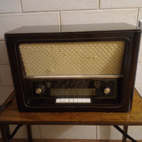 Radio Unda d'epoca valvole con giradischi anni 50