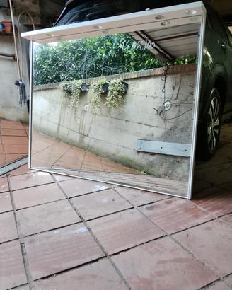 Specchiera bagno