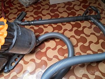 aspirapolvere dyson