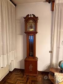 Orologio a pendolo antiquariato