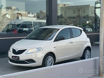 LANCIA Ypsilon 1.2 69 CV 5p. Silver