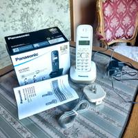 telefono cordless Panasonic con accessori 