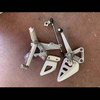 Pedane anteriori sx e dx suzuki