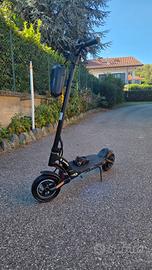 Monopattino elettrico lavoro Mantis 10